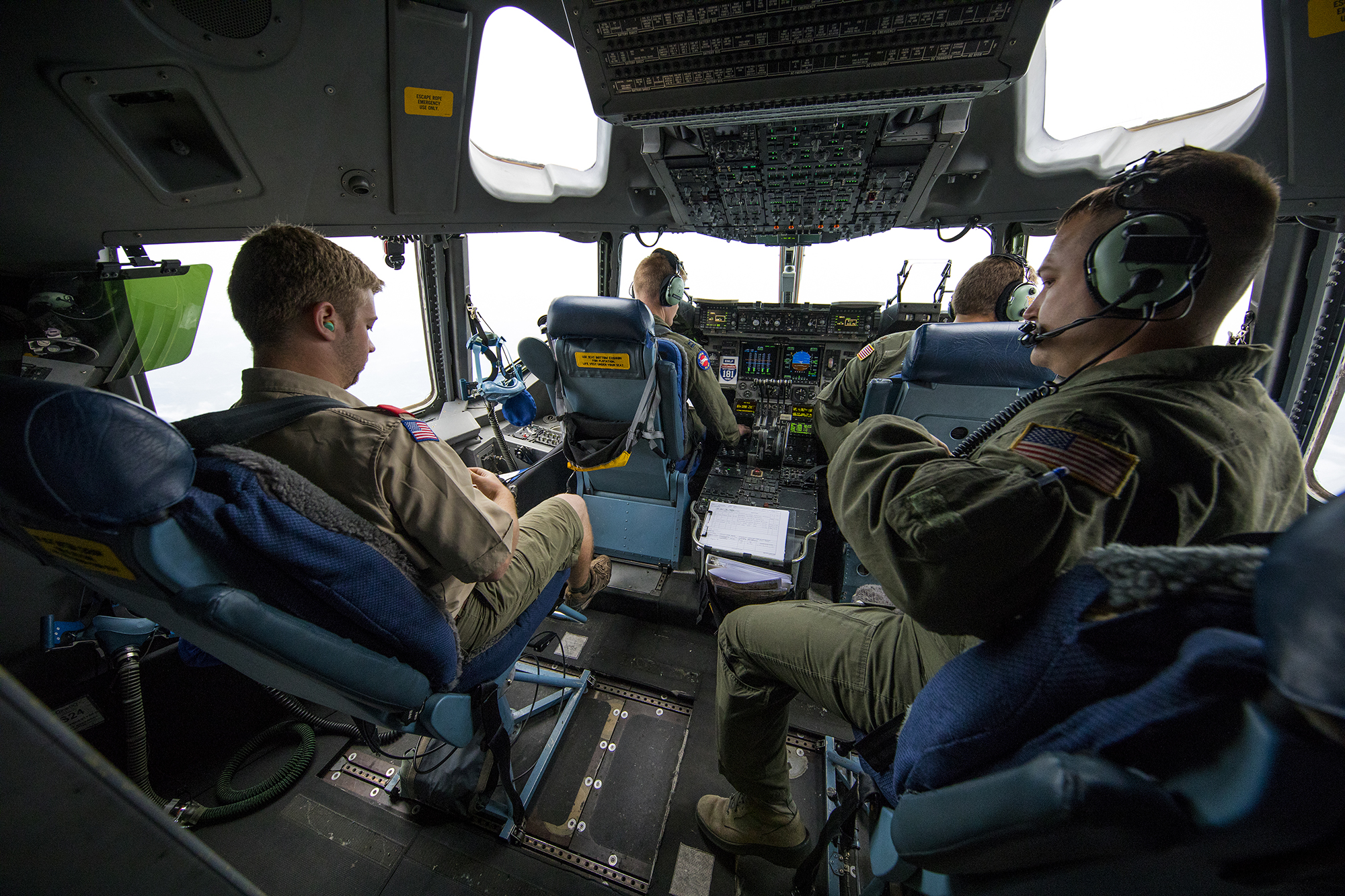 Demostración de Rescate en Agua de la Guardia Costera de los Estados Unidos